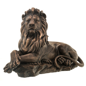 Авторская скульптура из бронзы "Лев"