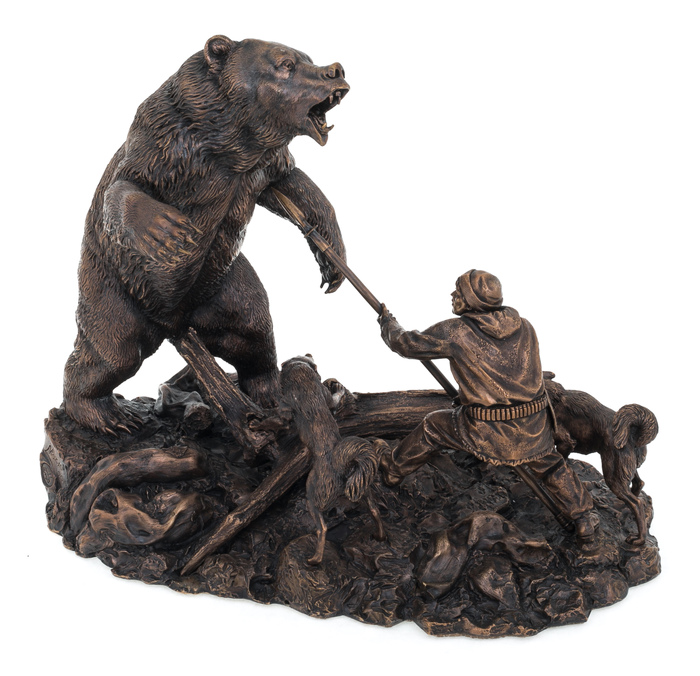 Авторская скульптура из бронзы "Охота на медведя"