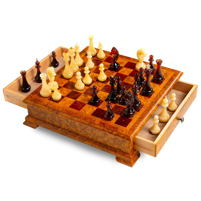 Шахматы с янтарными фигурами "Классика" малые