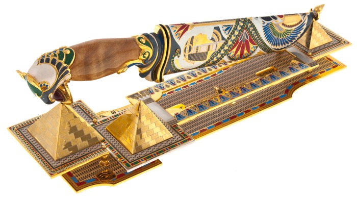 Композиция с ножом "Египетские пирамиды" Златоуст
