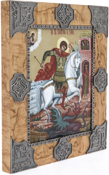 Серебряная икона с финифтью "Георгий Победоносец" карельская береза