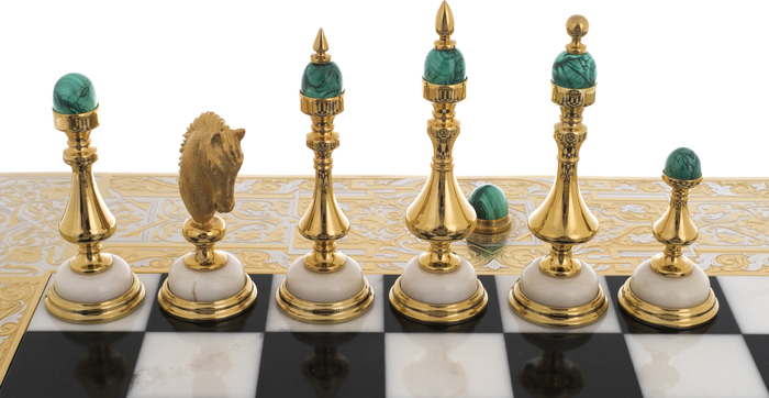 Шахматный ларец из малахита, белого мрамора и долерита "Элита" Златоуст