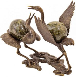 Скульптурная композиция из бронзы "Танцующие журавли"