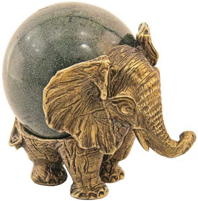 Скульптурная композиция из бронзы "Слон с шаром №3"
