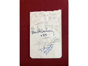 Автографы 4 солистов группы The Beatles