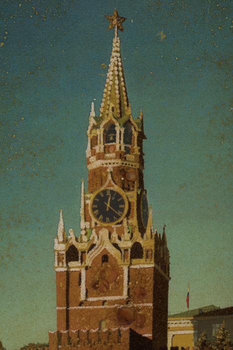 Картина из янтаря "Спасская башня"