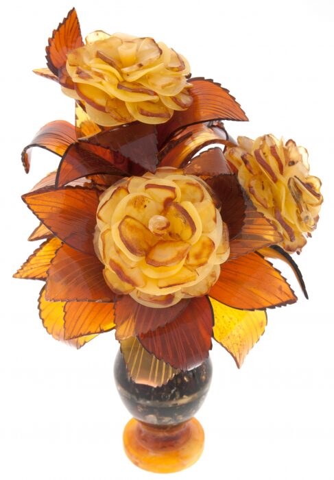 Букет из янтаря "3 розы" в вазе