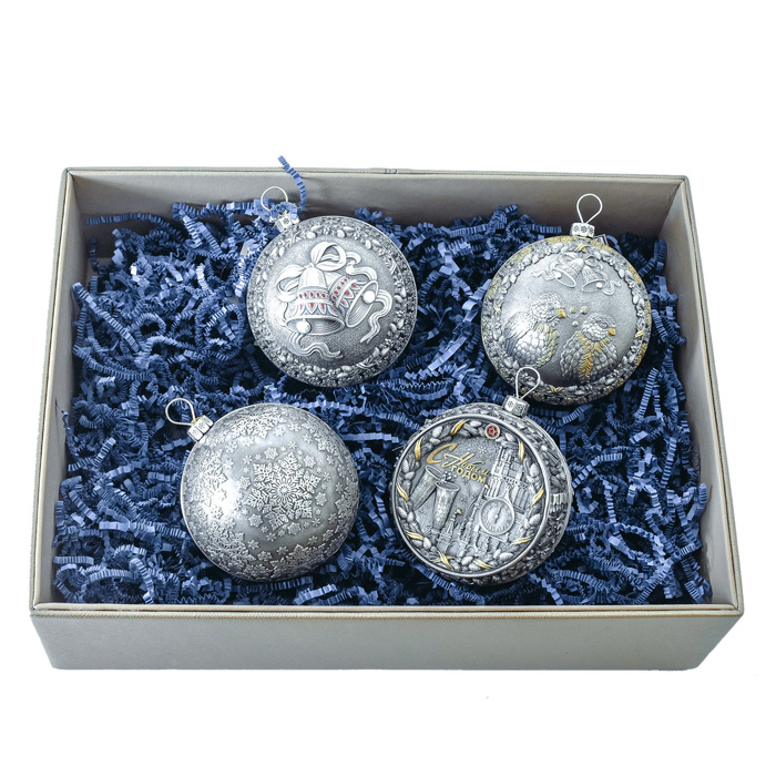 Набор из 4 серебряных ёлочных шаров "Колокольчики, Снегири, Снежинки и Ностальгия"