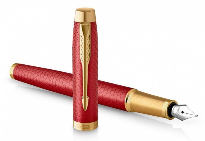 Подарочный набор: перьевая ручка Parker IM Premium и красный ежедневник с золотым срезом