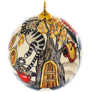 Деревянный елочный шар ручной работы "Алиса в стране чудес"