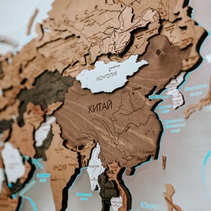 Корпоративная карта мира из ценных пород дерева 3D под заказ