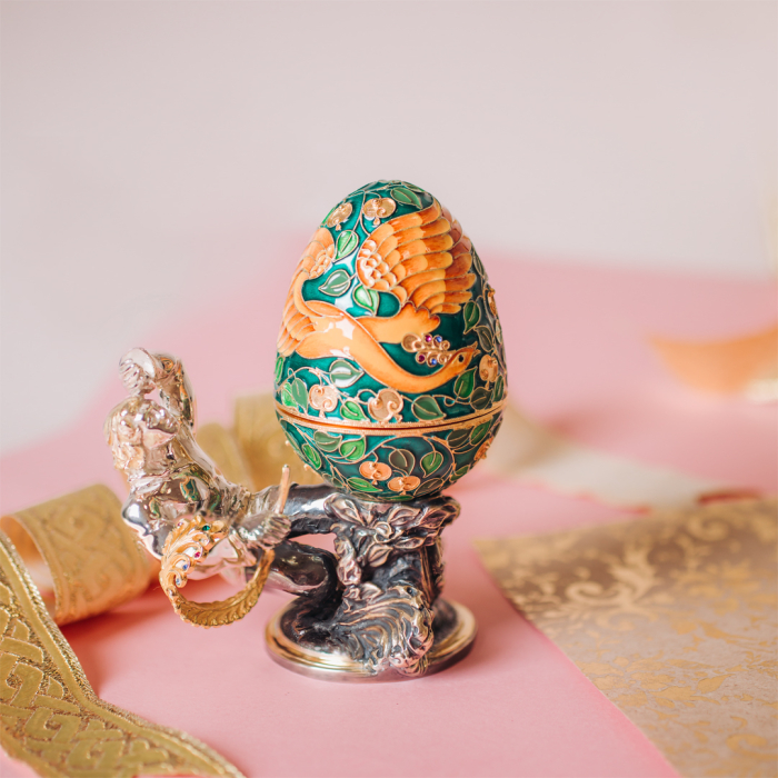Яйцо-шкатулка из серебра "Жар-птица" с ювелирным стеклом и эмалью