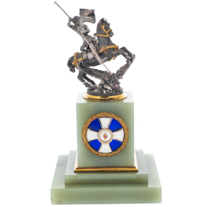 Статуэтка из нефрита и серебра "Святой Георгий"