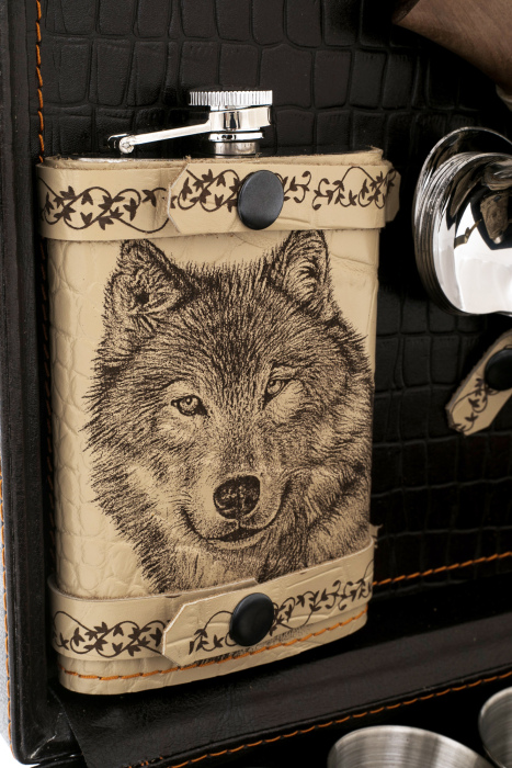 Подарочный набор для пикника "Волк"
