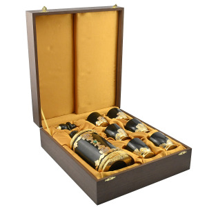 Подарочный набор Златоуст "Штоф с бокалами из камня"