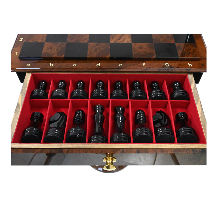 Шахматный стол из обсидиана