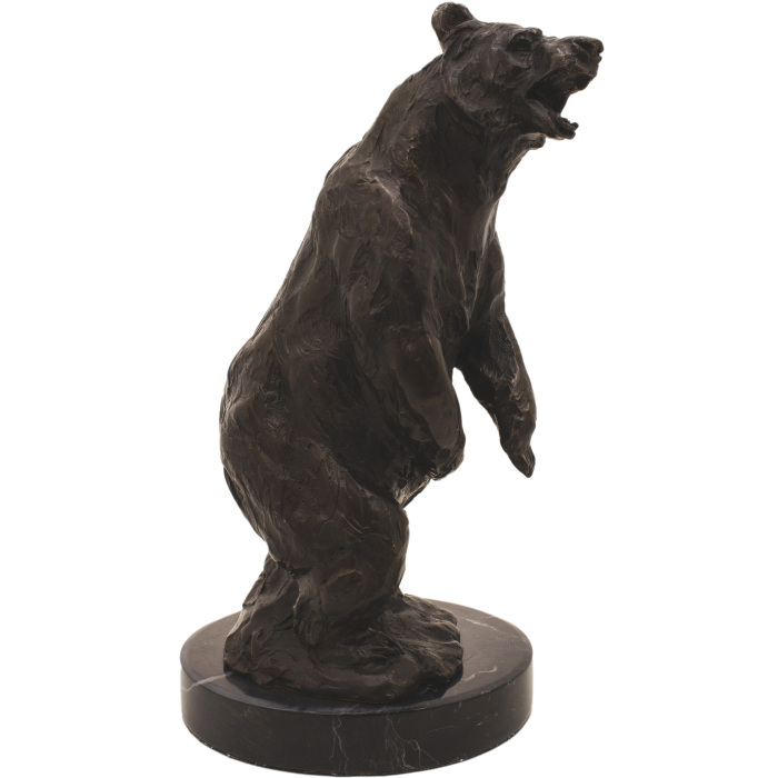 Скульптура из бронзы "Медведь"