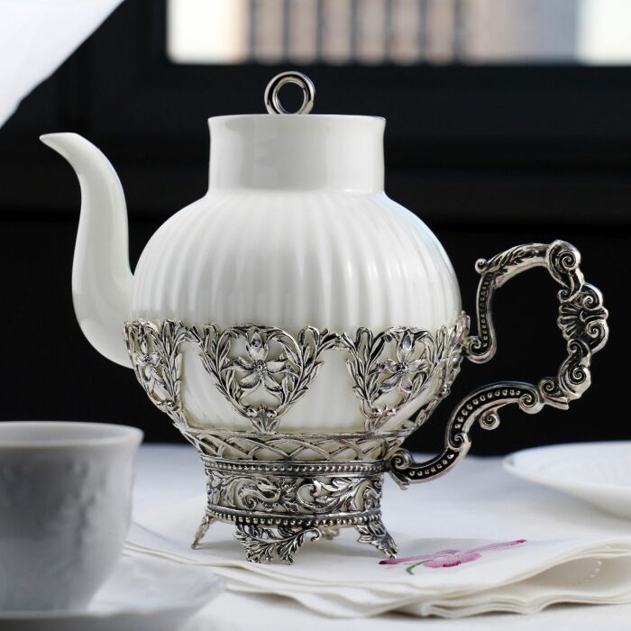 Эксклюзивный чайный набор из фарфора и серебра "Симфония" на 6 персон