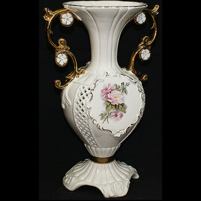 Керамическая ваза "Розы" с позолотой