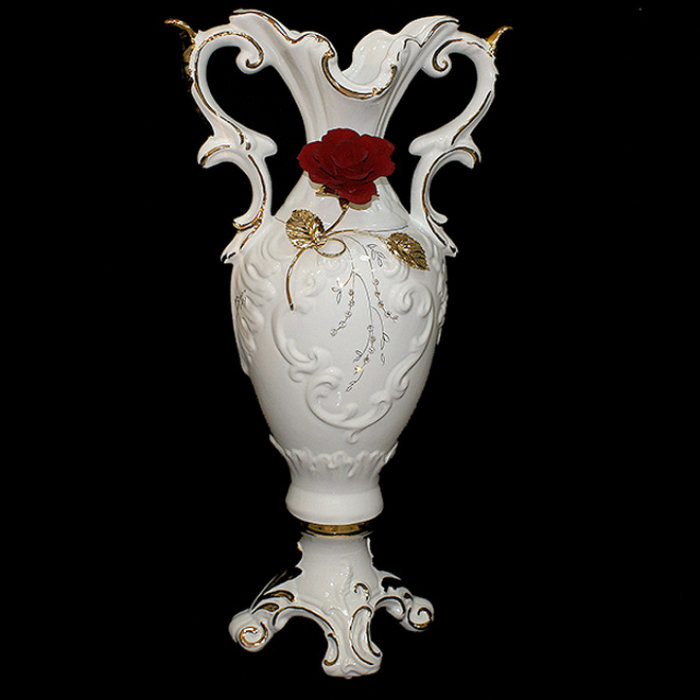 Керамическая ваза "Красные розы" с позолотой