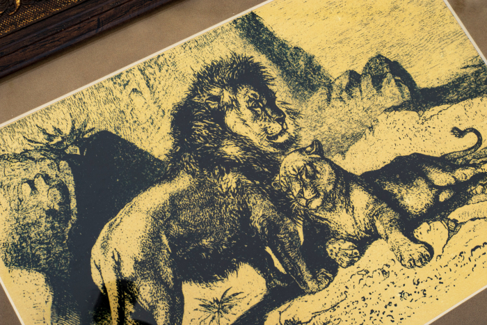 Картина на сусальном золоте "Пара львов"