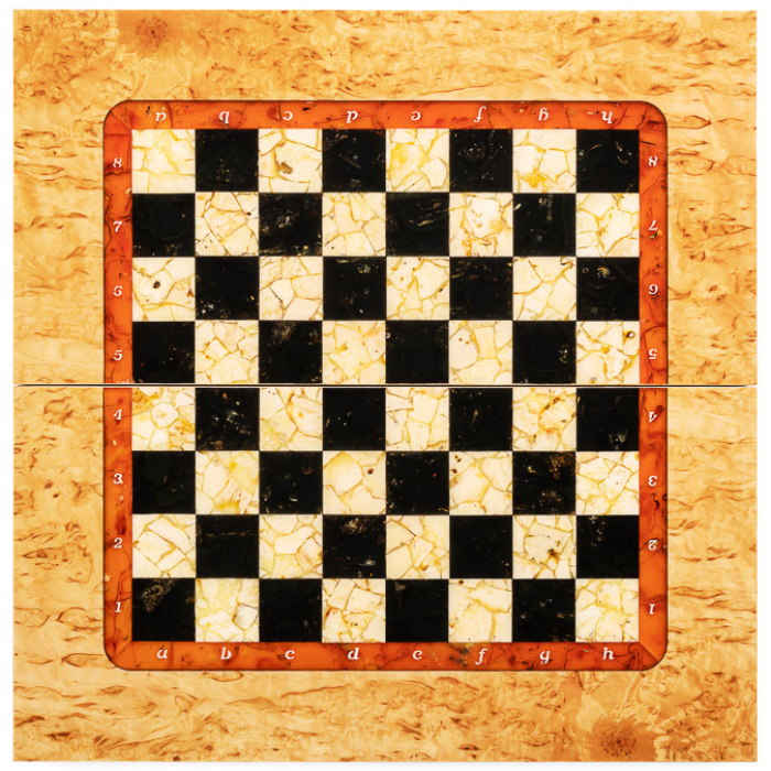 Шахматы из карельской березы и янтаря "Янтарные" мини