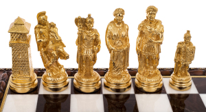 Шахматы из дуба и мрамора "Римляне" с серебрением и золочением