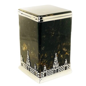 Чайная коробка из янтаря и бронзы "Кремлевская стена"