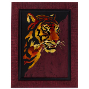 Декоративное панно из янтаря "Тигр"
