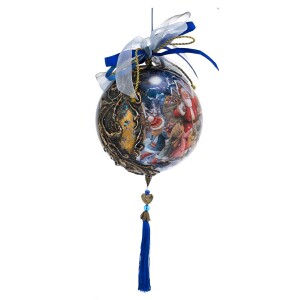 Интерьерное украшение в форме шара "Дети и Дед Мороз с колокольчиком" с кистью