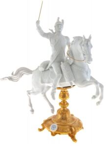Скульптура "Драгун на коне", цвет: белый