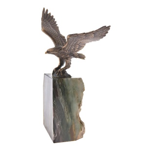 Статуэтка бронзовая "Гордый орел"