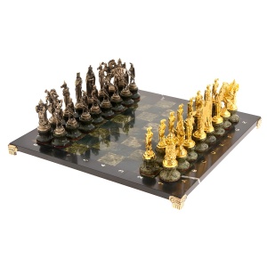 Шахматы из змеевика "Крестоносцы" (фигуры - золото, бронза)