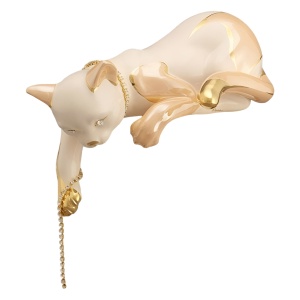 Статуэтка "Кошка лежащая", цвет: бежевый с кремовым и золотым