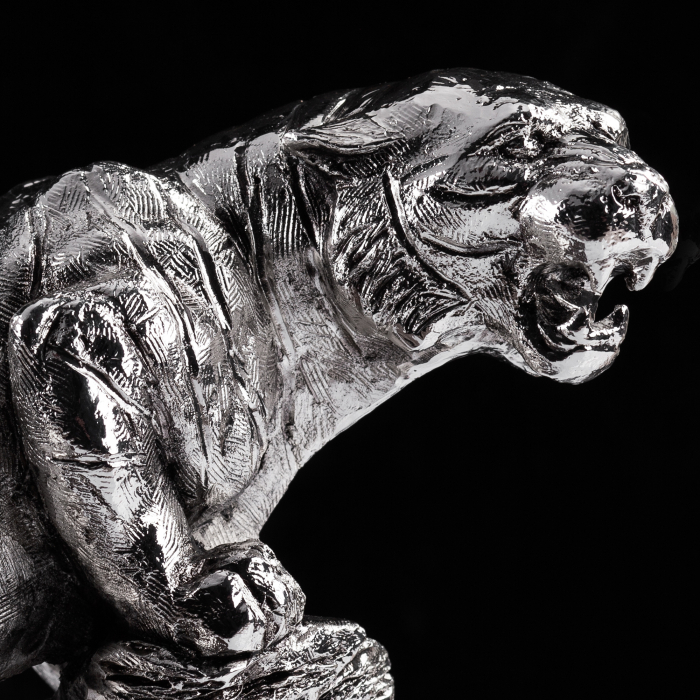 Посеребоенная скульптура "Тигр"
