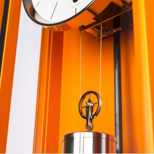 Настенные часы Hermle, оранжевые