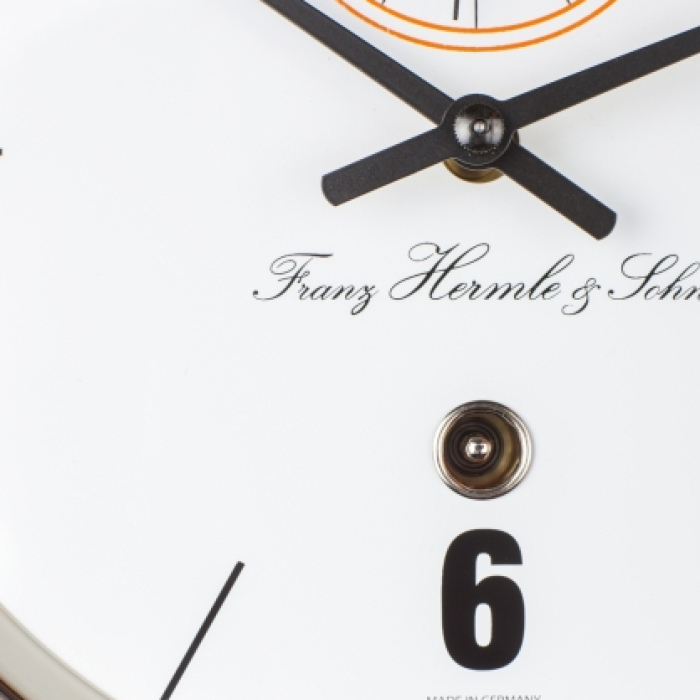 Настенные часы Hermle, оранжевые
