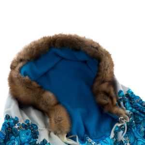 Платок женский утепленный, с окантовкой из меха соболя, бело-голубой