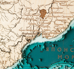 Карта деревянная многослойная "Карта северо-западной части Тихого океана" на заказ