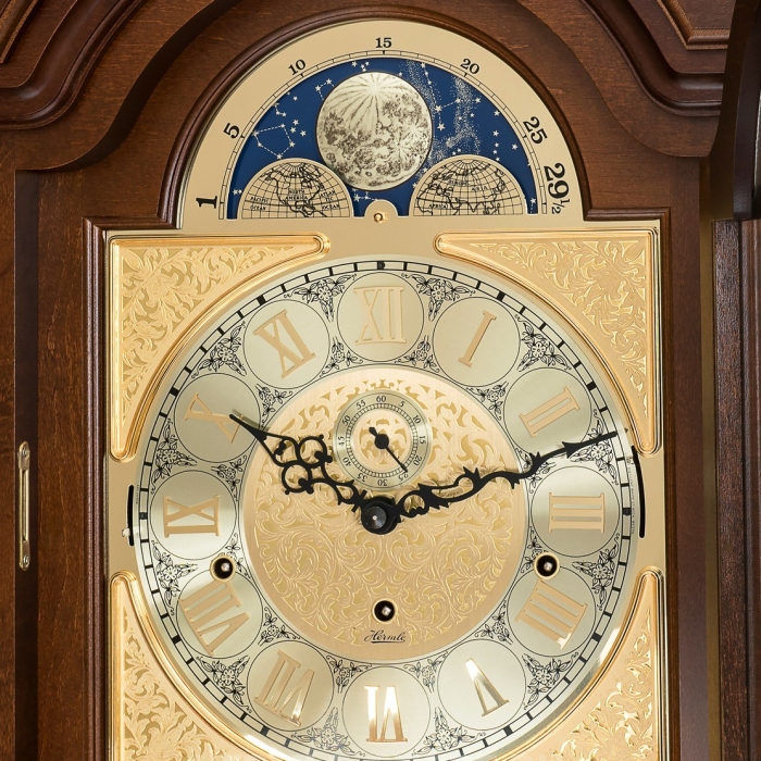 Напольные часы Hermle "Standuhren"
