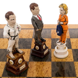 Коллекционные фарфоровые шахматы "Современные политики. Новая эпоха"