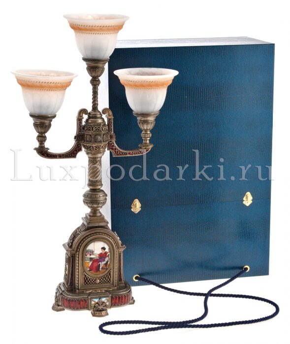 Настольная лампа "Посвящение Годварду"