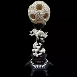 Композиция из бивня мамонта с кантонским шаром "Дракон"