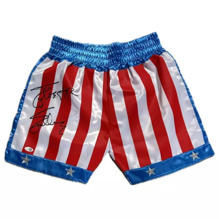 Шорты с автографом актёра Сильвестра Сталлоне