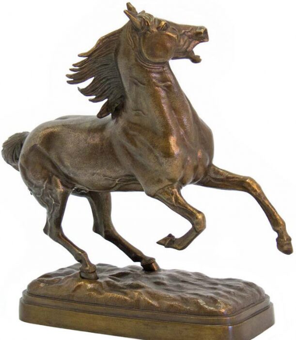 Скульптура бронзовая "Вздыбленный конь" большой