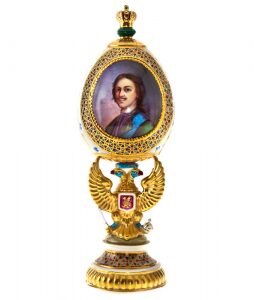 Яйцо Ажурное с портретом Петра Первого
