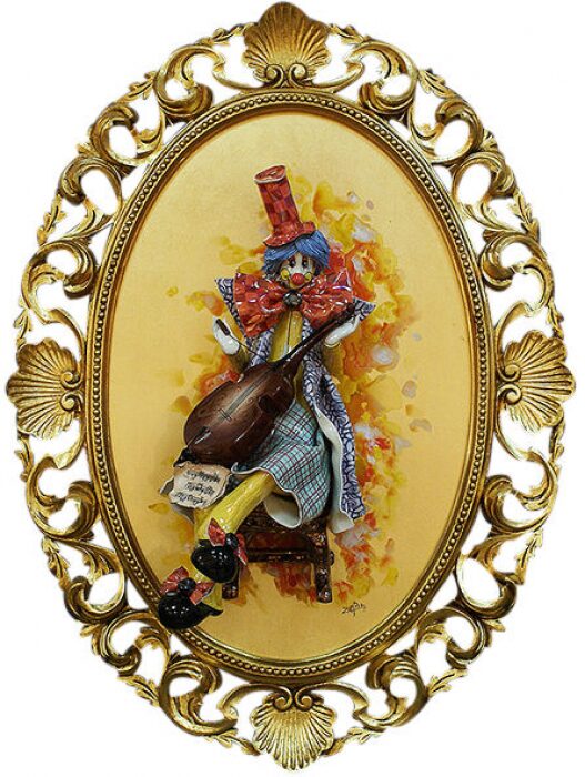 Картина овальная "Клоун с виолончелью"